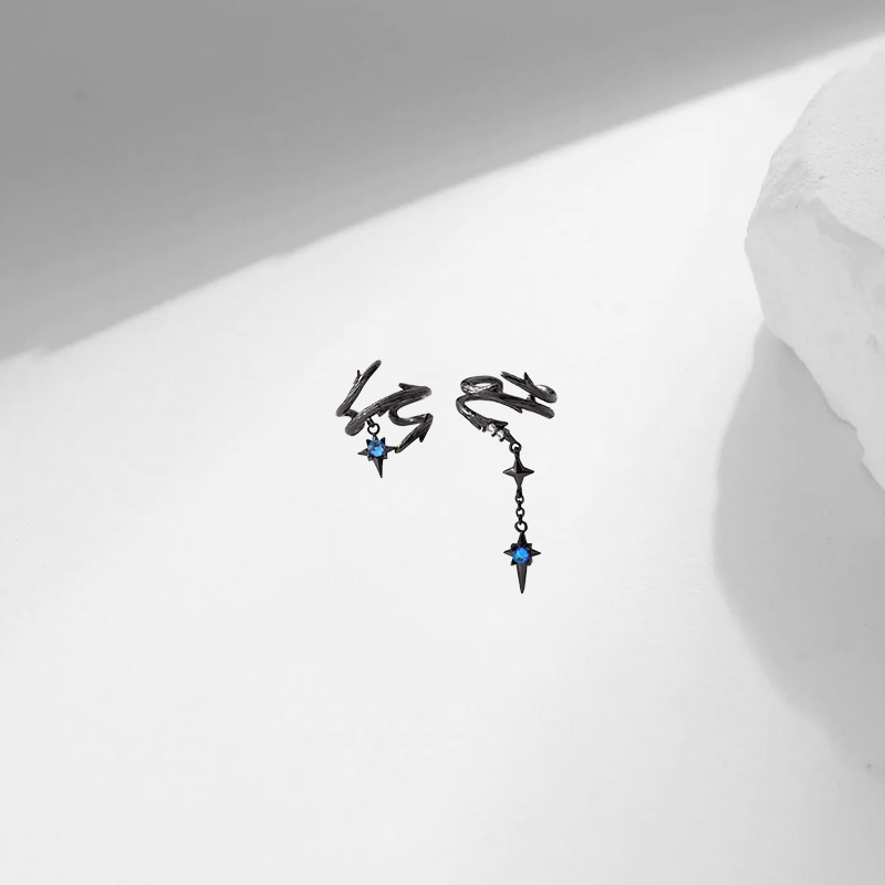 LUCA Dark Thorn Earrings — фото 2