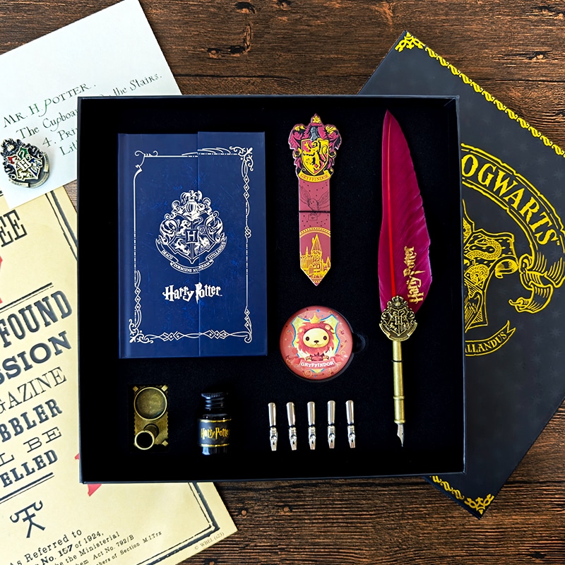 Harry Potter Feather Pen Gift Set — фото 2