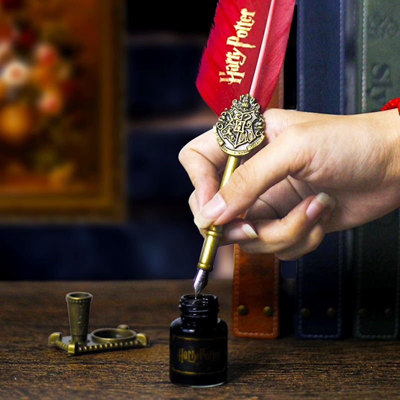 Harry Potter Feather Pen Gift Set — фото 3