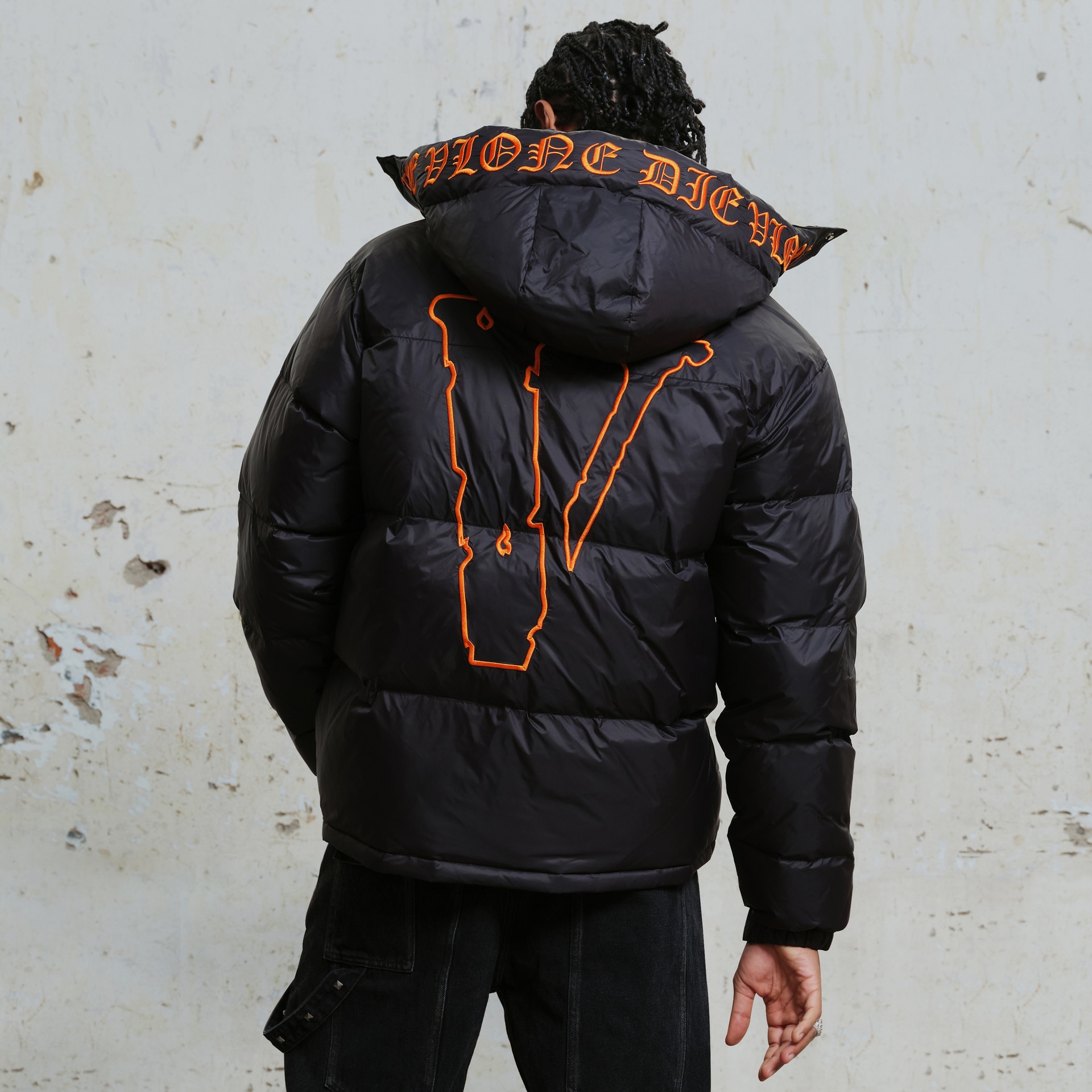 Vlone Одежда (Арт. VLCT24002黑橙) — фото 7