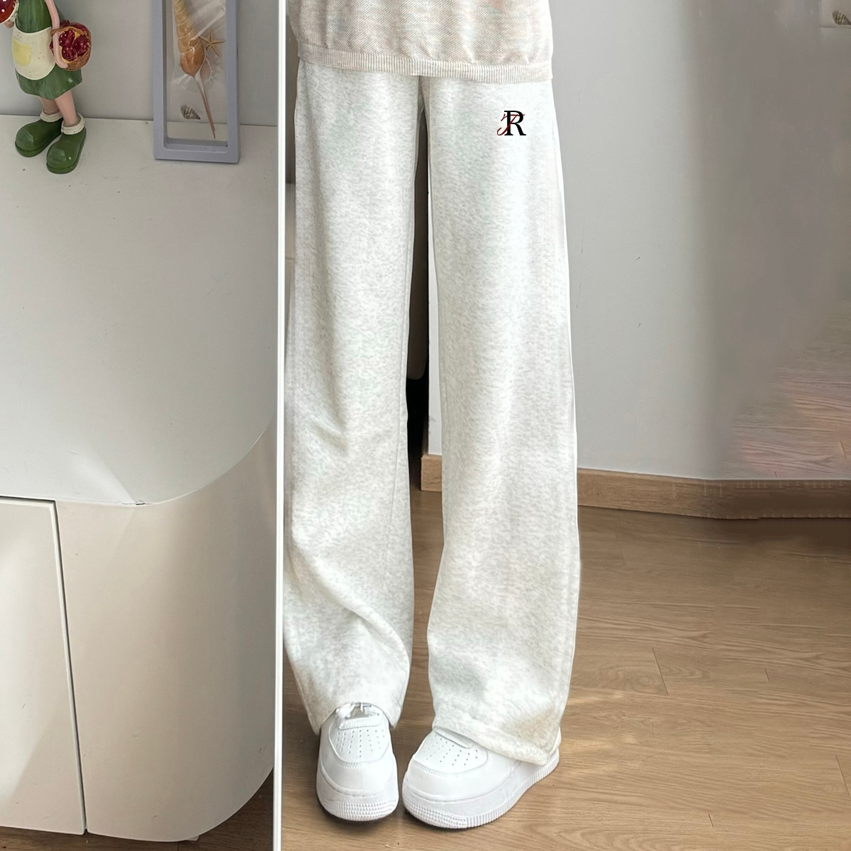 TR Cleanfit Straight Leg Sweatpants — фото 10