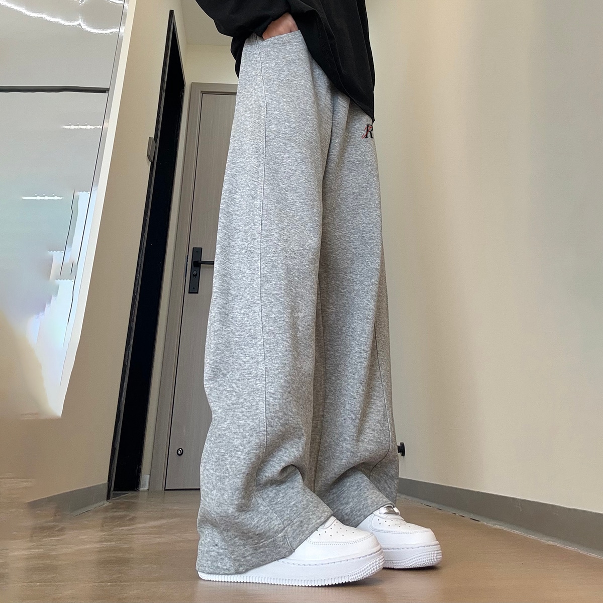 TR Cleanfit Straight Leg Sweatpants — фото 9