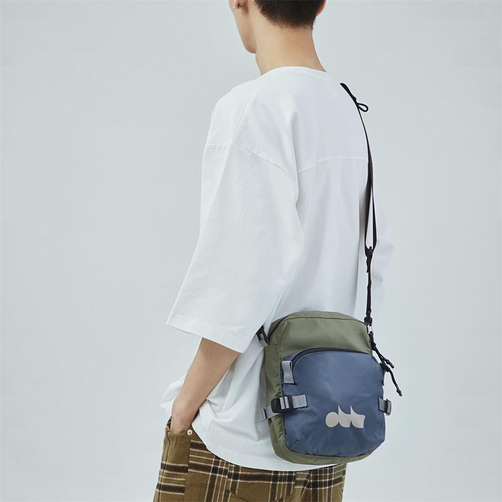 The Mad Hatcher 乐舞 Series Retro Nylon Crossbody Bag — фото 11