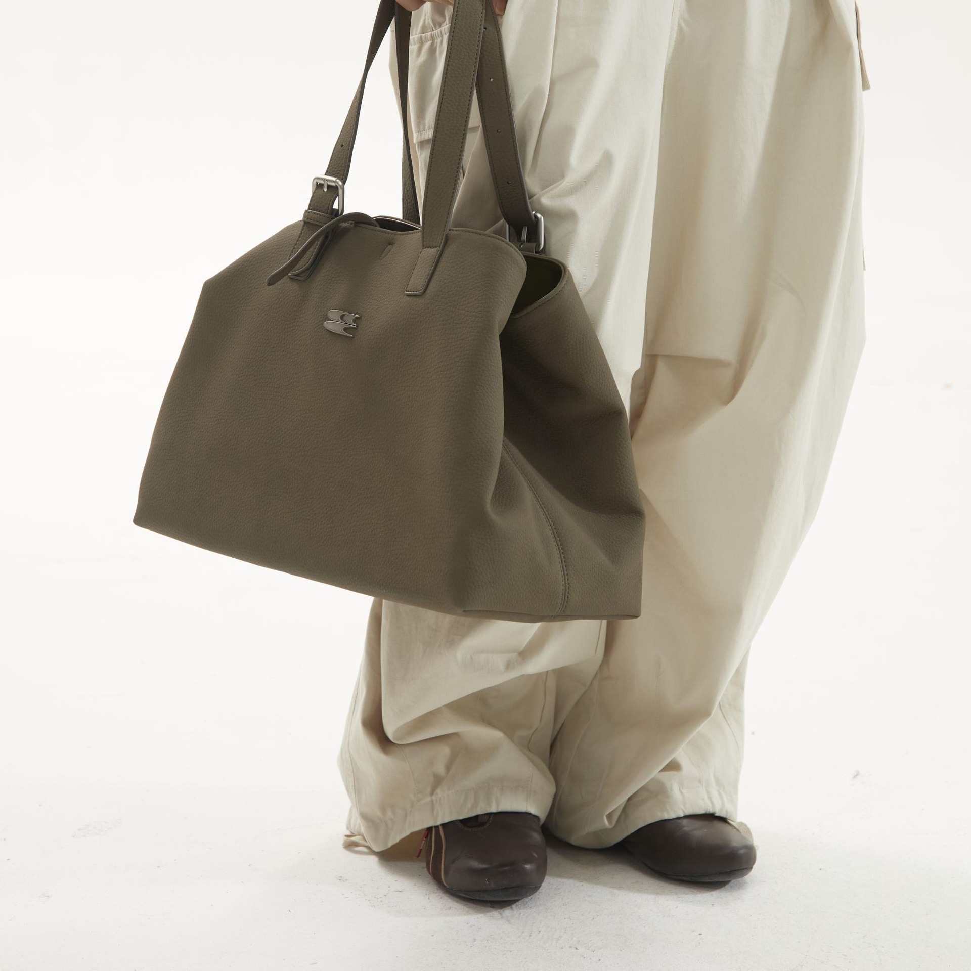 Crying Center Brown PU Bag — фото 7