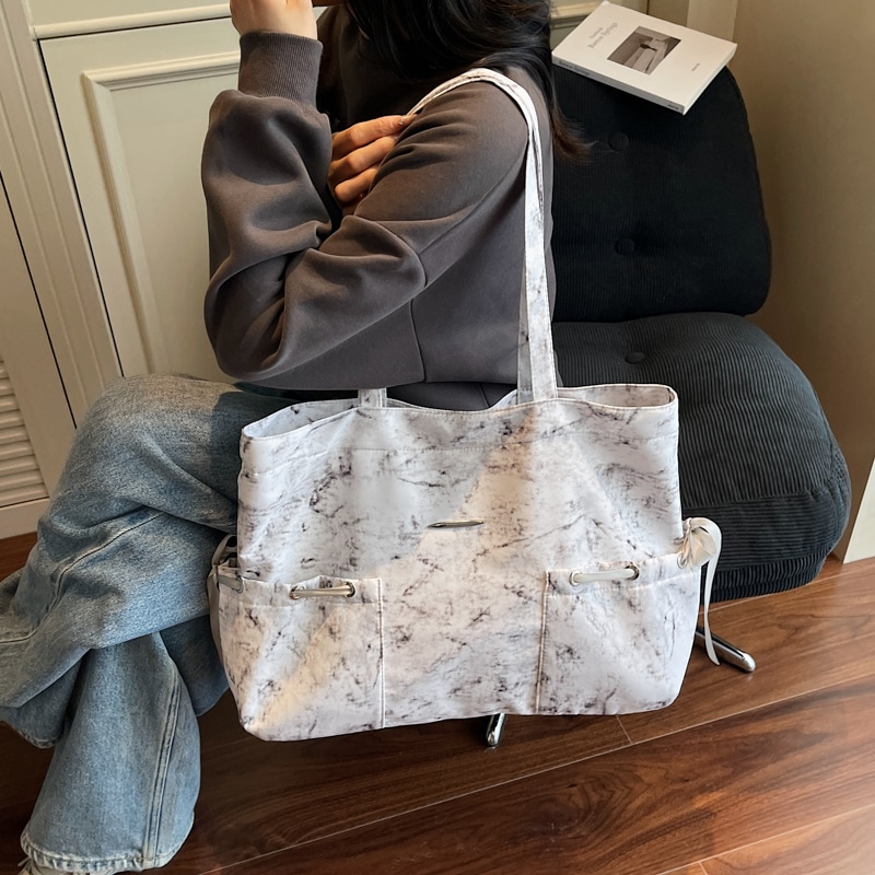 Goblin Sharks 1759 ins Tote — фото 1