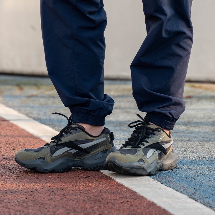 Reebok FLUFFI PUFF CN — фото 6