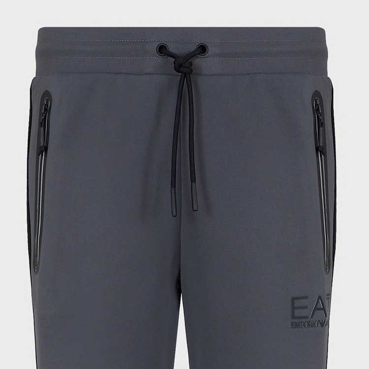 Emporio Armani FW23 EA7 — фото 7