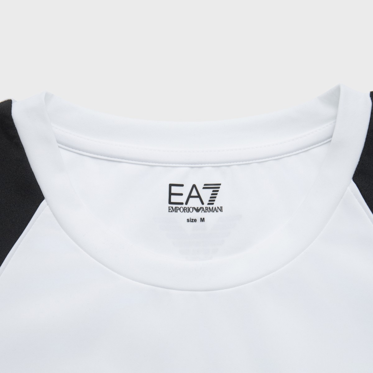 Emporio Armani EA7 SS24 T — фото 6