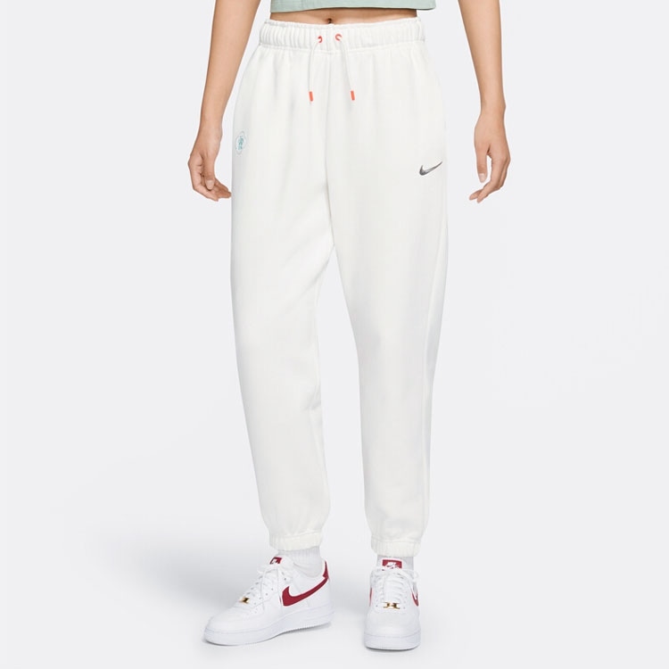 Nike CNY SS22 Sportswear Essential — фото 4