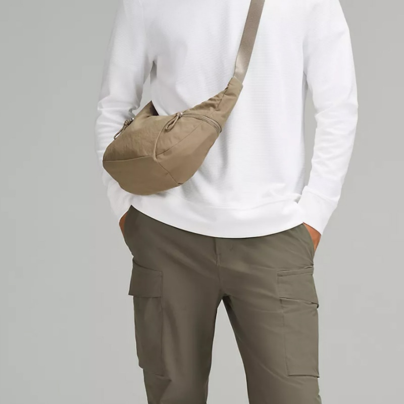 Lululemon Slouchy Sling 6L — фото 4