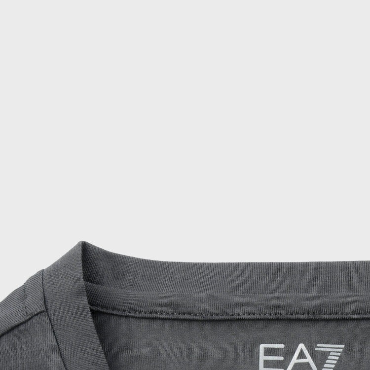Emporio Armani EA7 FW23 — фото 11
