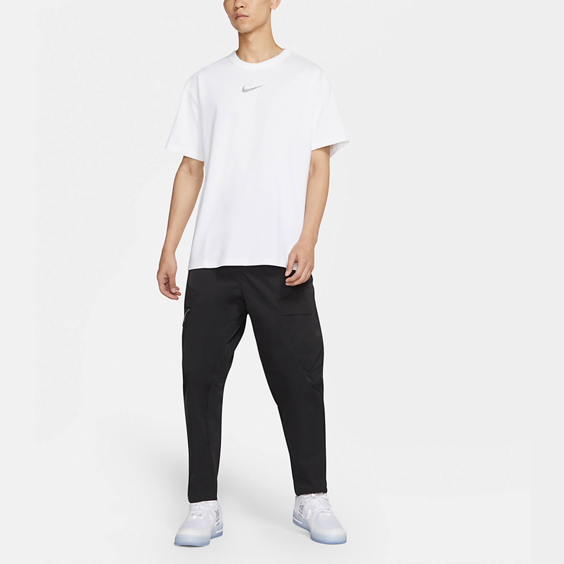 Nike Sportswear Tech Essentials — фото 2