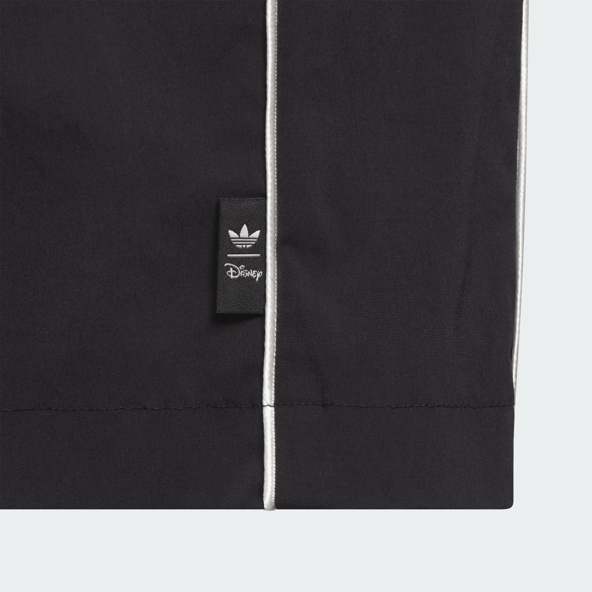 Adidas Originals x Disney Shorts — фото 2