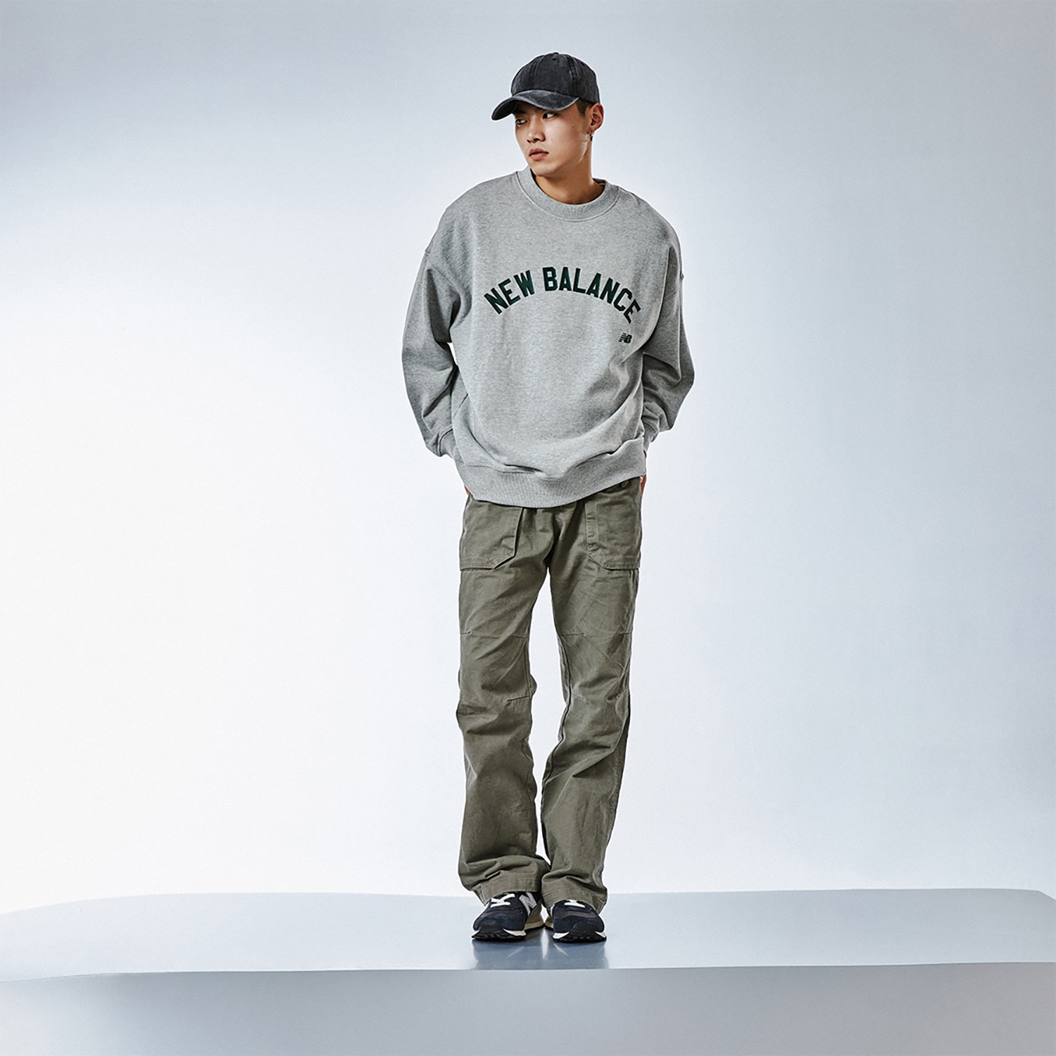 New Balance Unisex Crewneck Sweatshirt Grey — фото 3