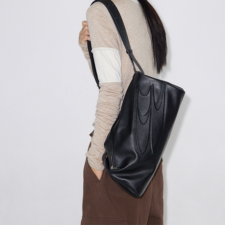 Crying Center Crossbody Bag — фото 5