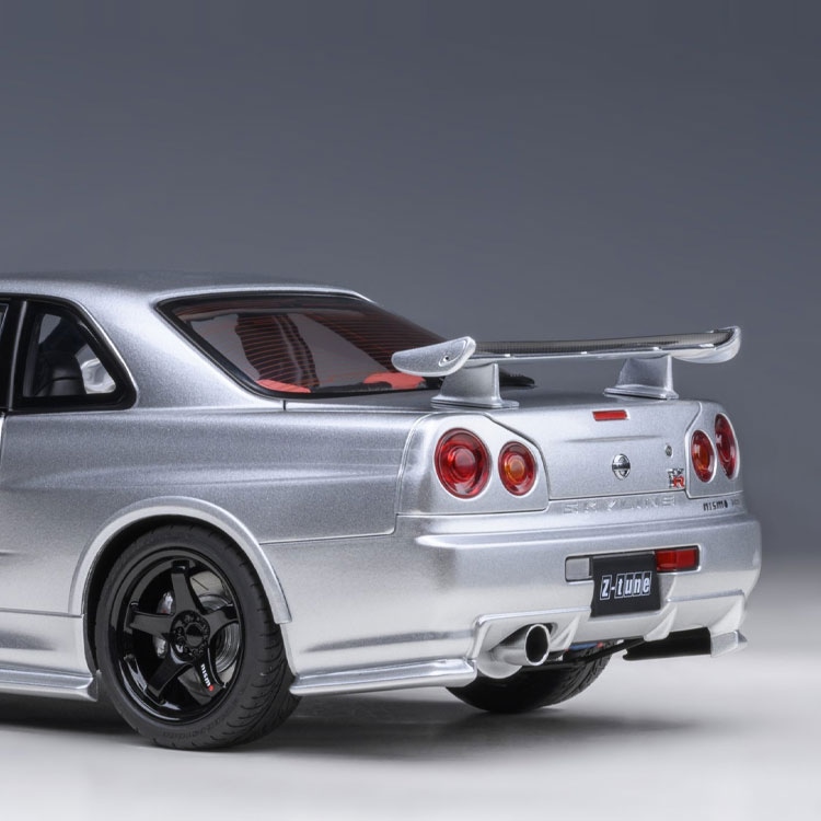 Autoart Nissan Skyline GT-R (R34) Z-tuneGTR R34 — фото 4