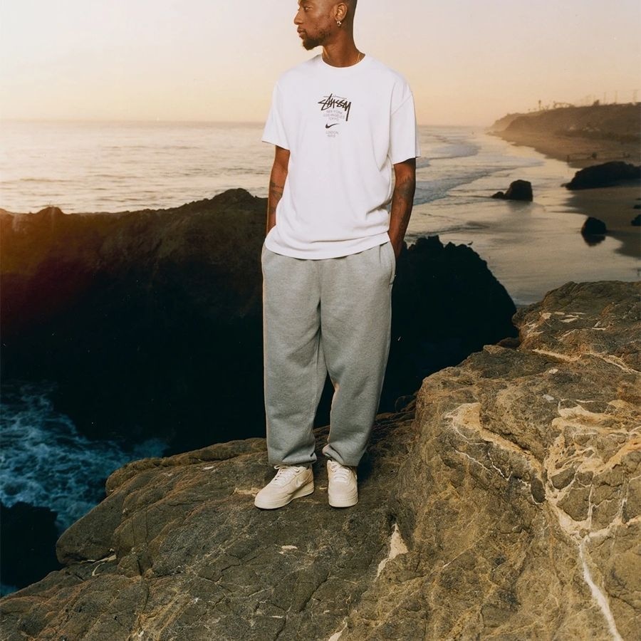 Stussy x Nike Logo T-Shirt White — фото 6