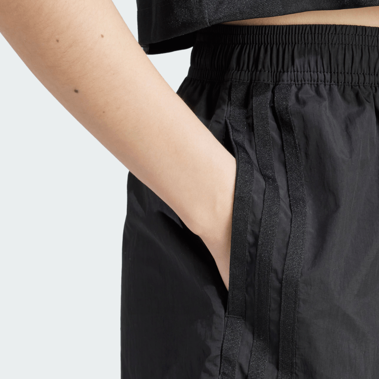 Adidas Tiro Snap-Button Shorts Logo — фото 5
