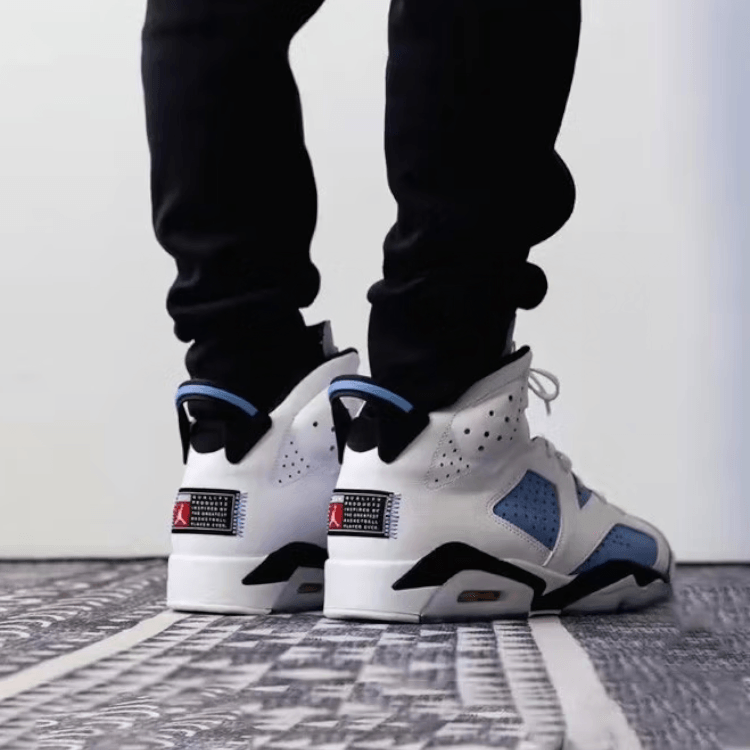 Jordan Air Jordan 6 Retro "University Blue" GS — фото 3