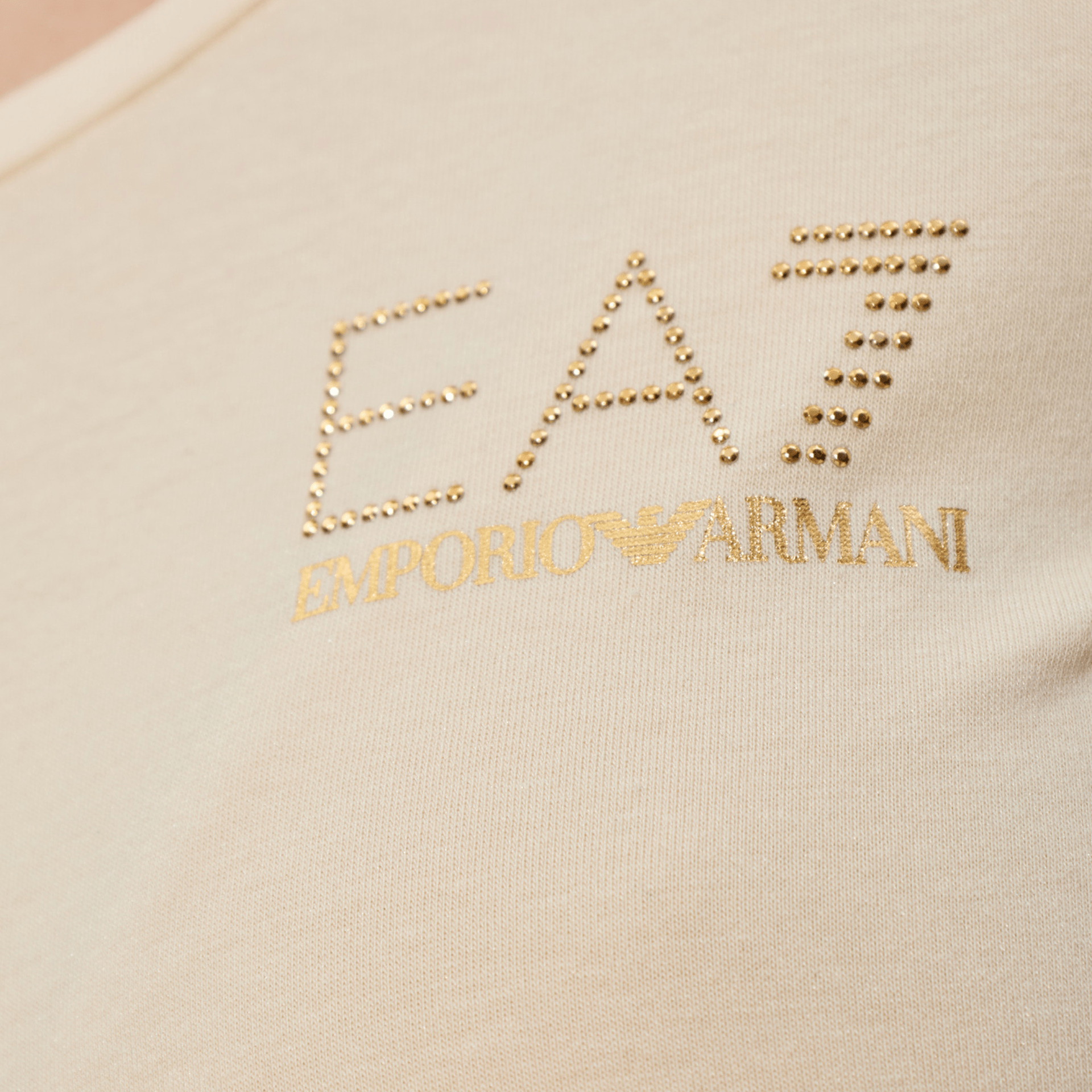 Emporio Armani EA7 SS26 T — фото 4