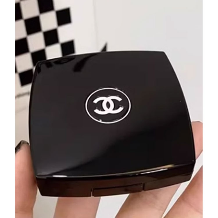 Chanel (Арт. 香奈儿四色眼影) — фото 3