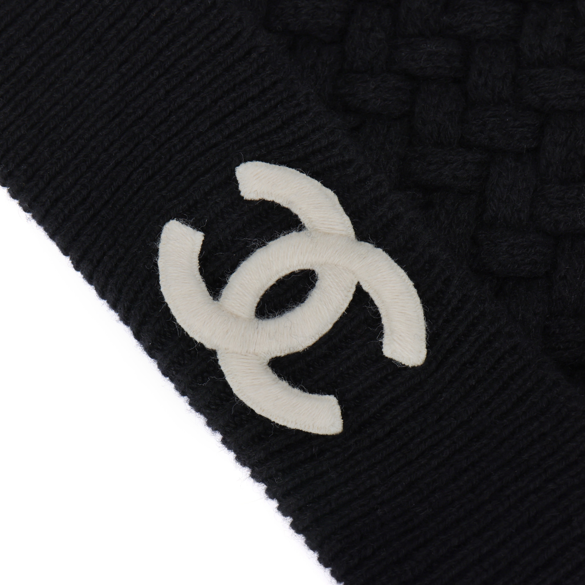 Chanel Logo Beanie Black — фото 2