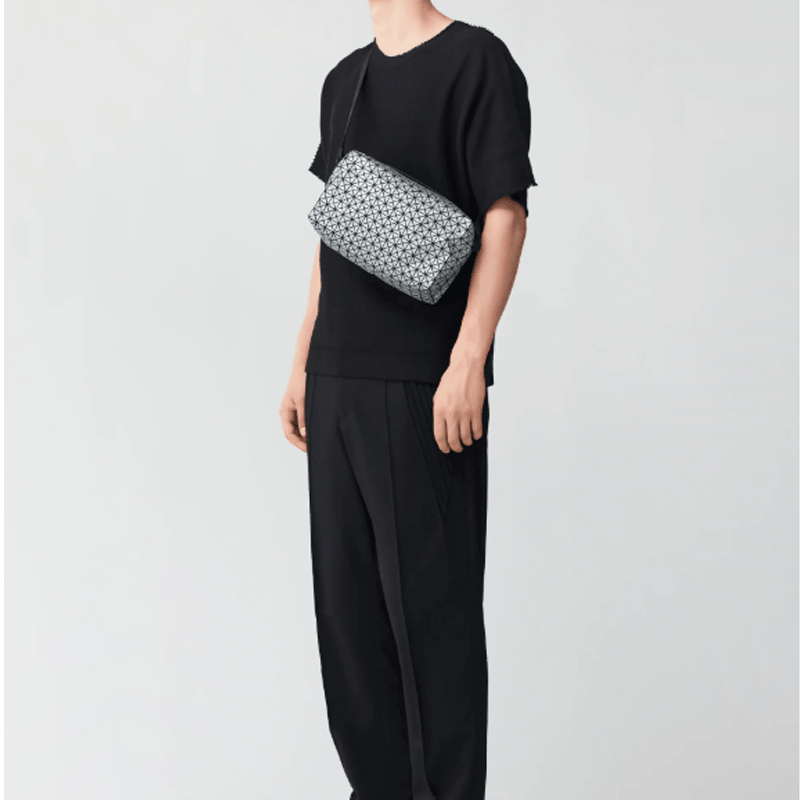 Issey Miyake Saddle — фото 3