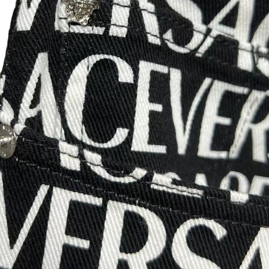 Versace FW24 Logo — фото 3