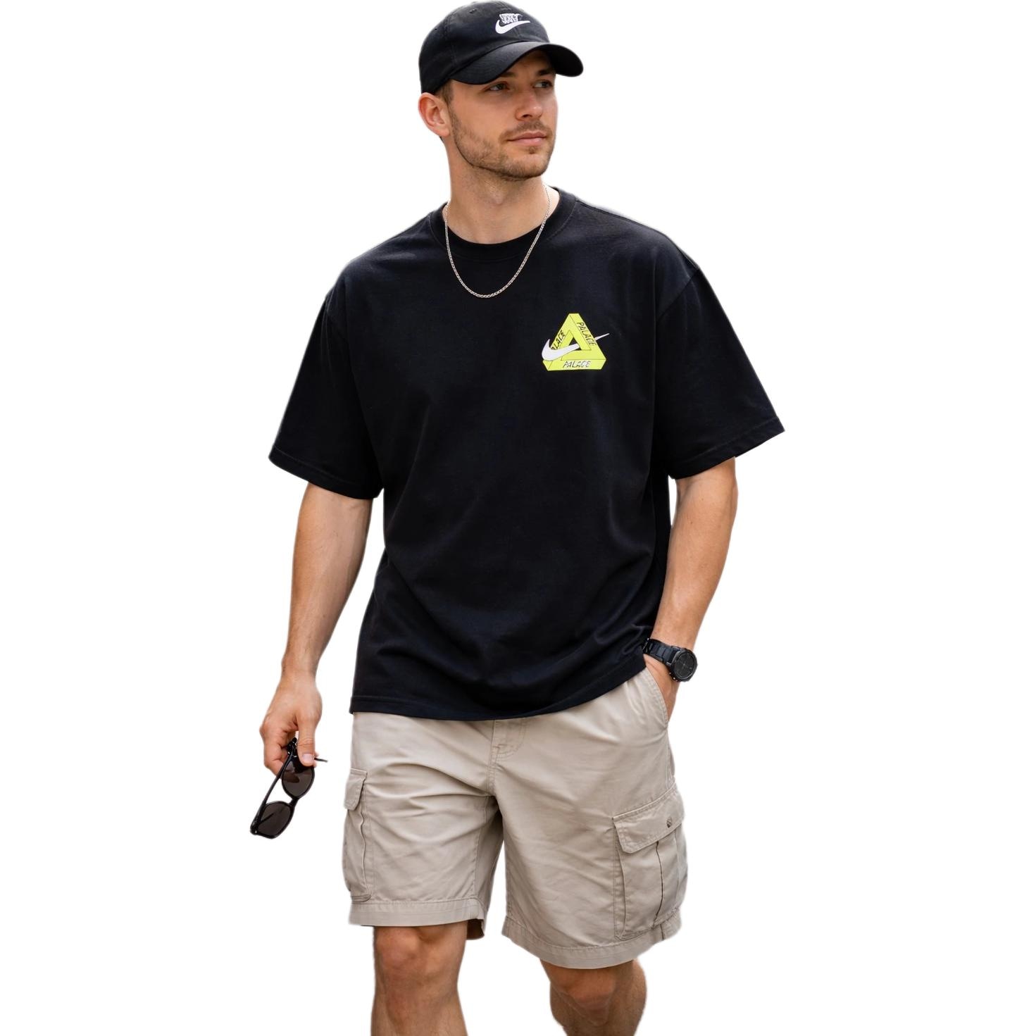 Palace x Nike FW25 TRI SWOOSH T-SHIRT logoT — фото 2