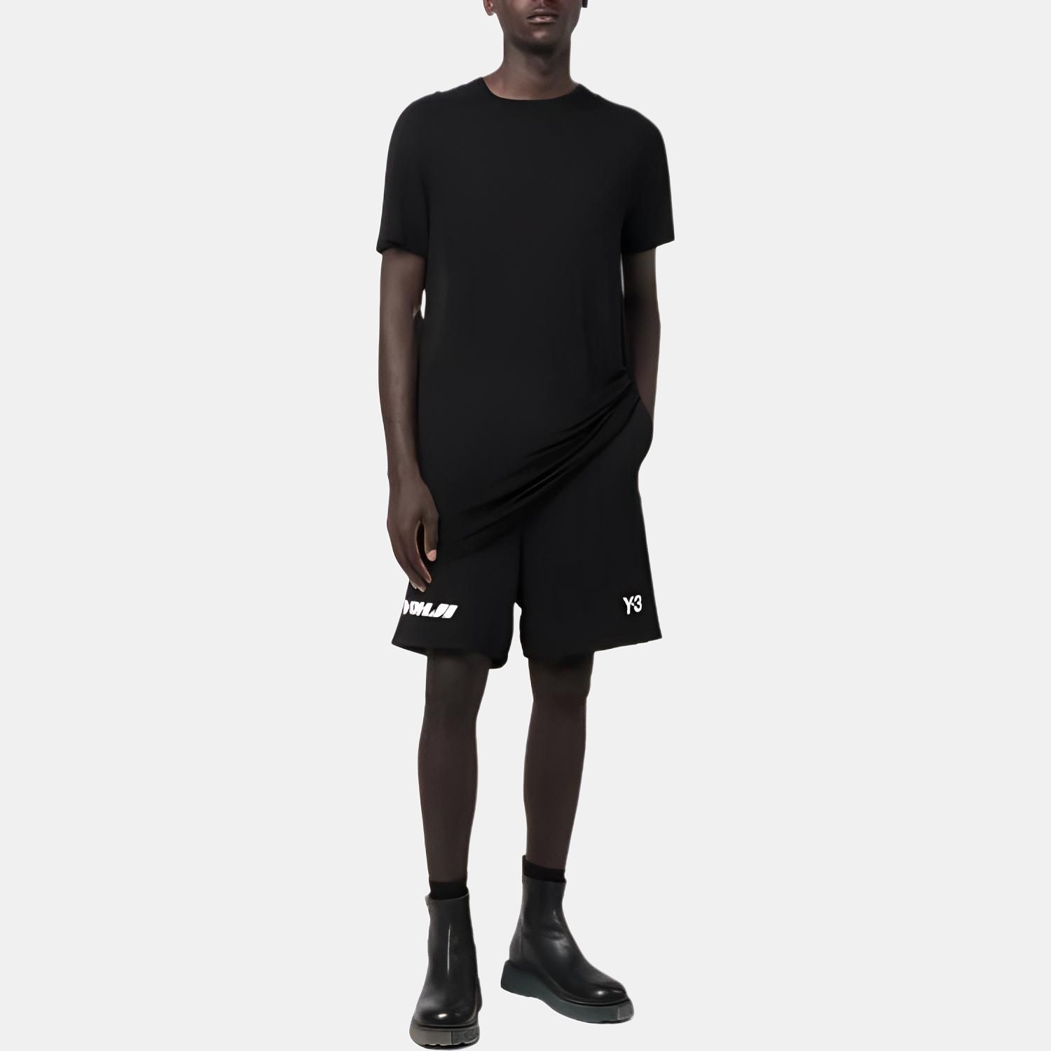 Y-3 FW22 Black Shorts — фото 1
