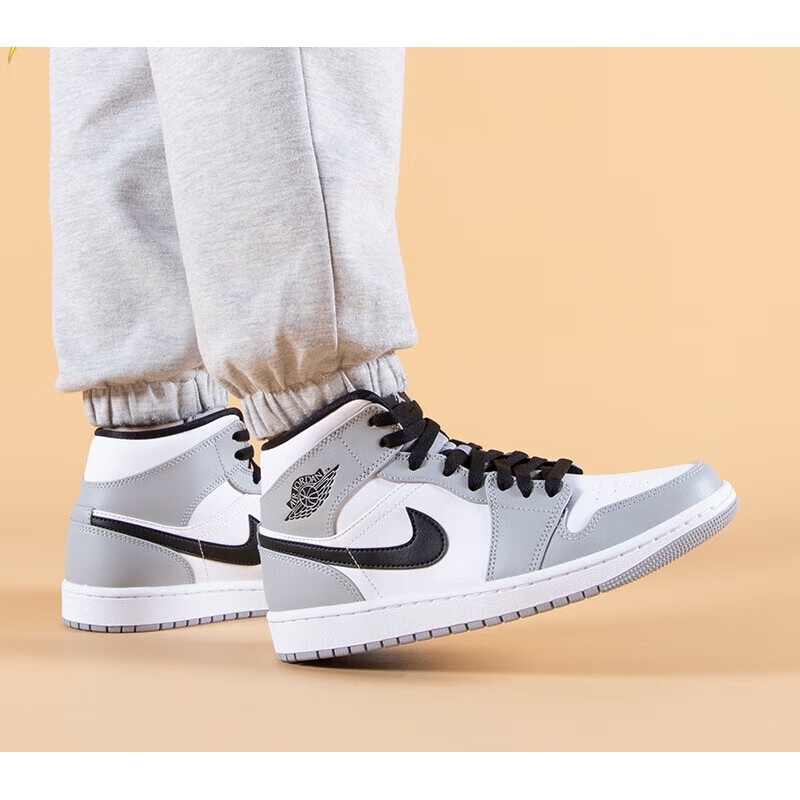Jordan Air Jordan 1 Mid "LT Smoke Gray"Dior GS — фото 5