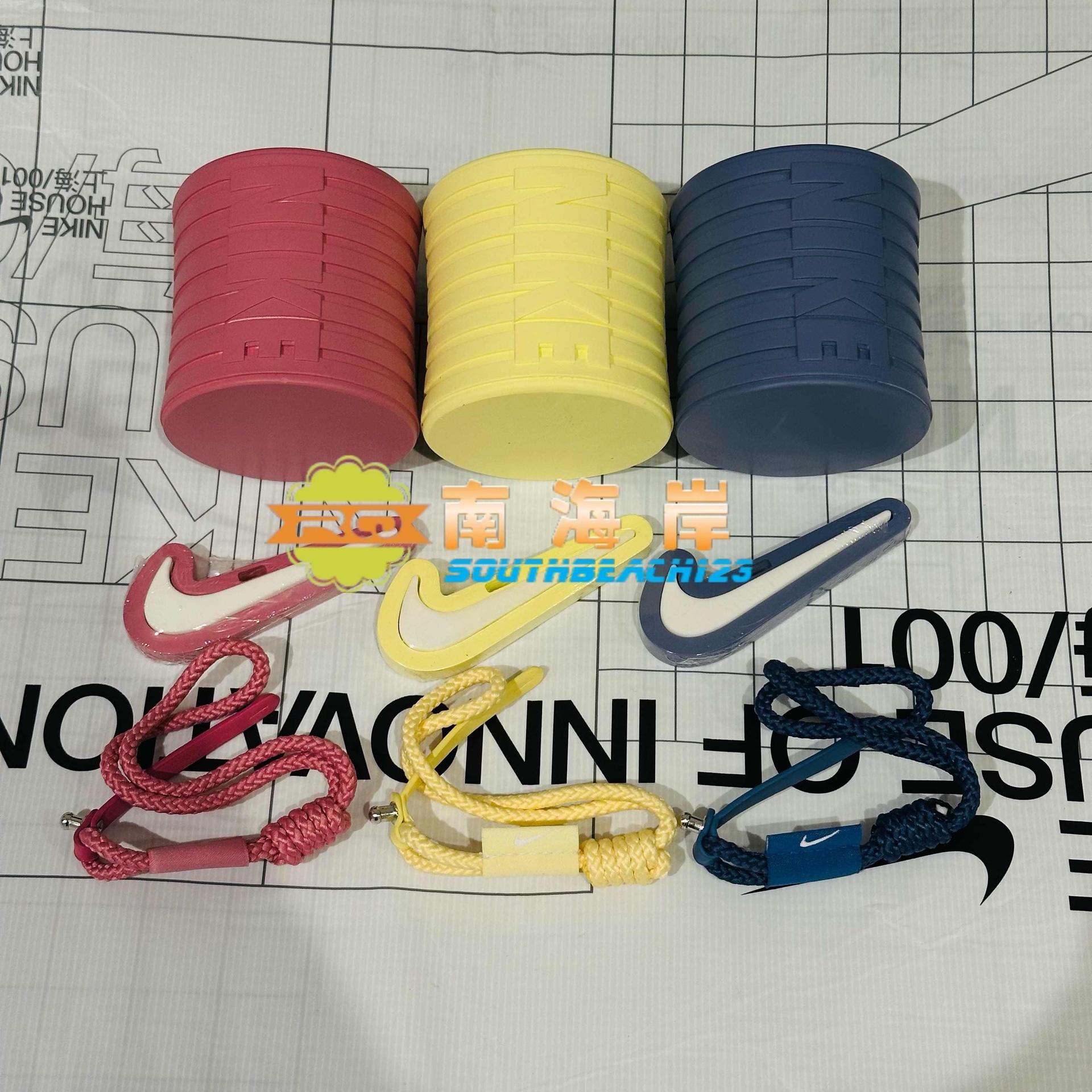 Nike Box (Candle + keychain) — фото 1