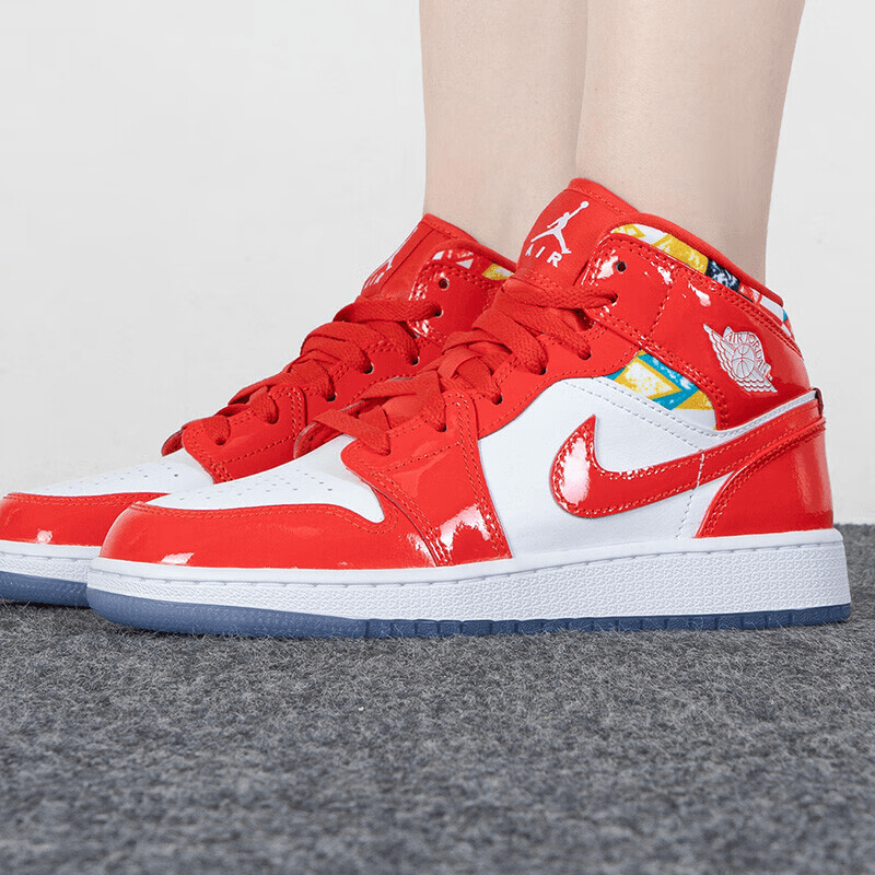 Jordan Air Jordan 1 Mid GS — фото 6