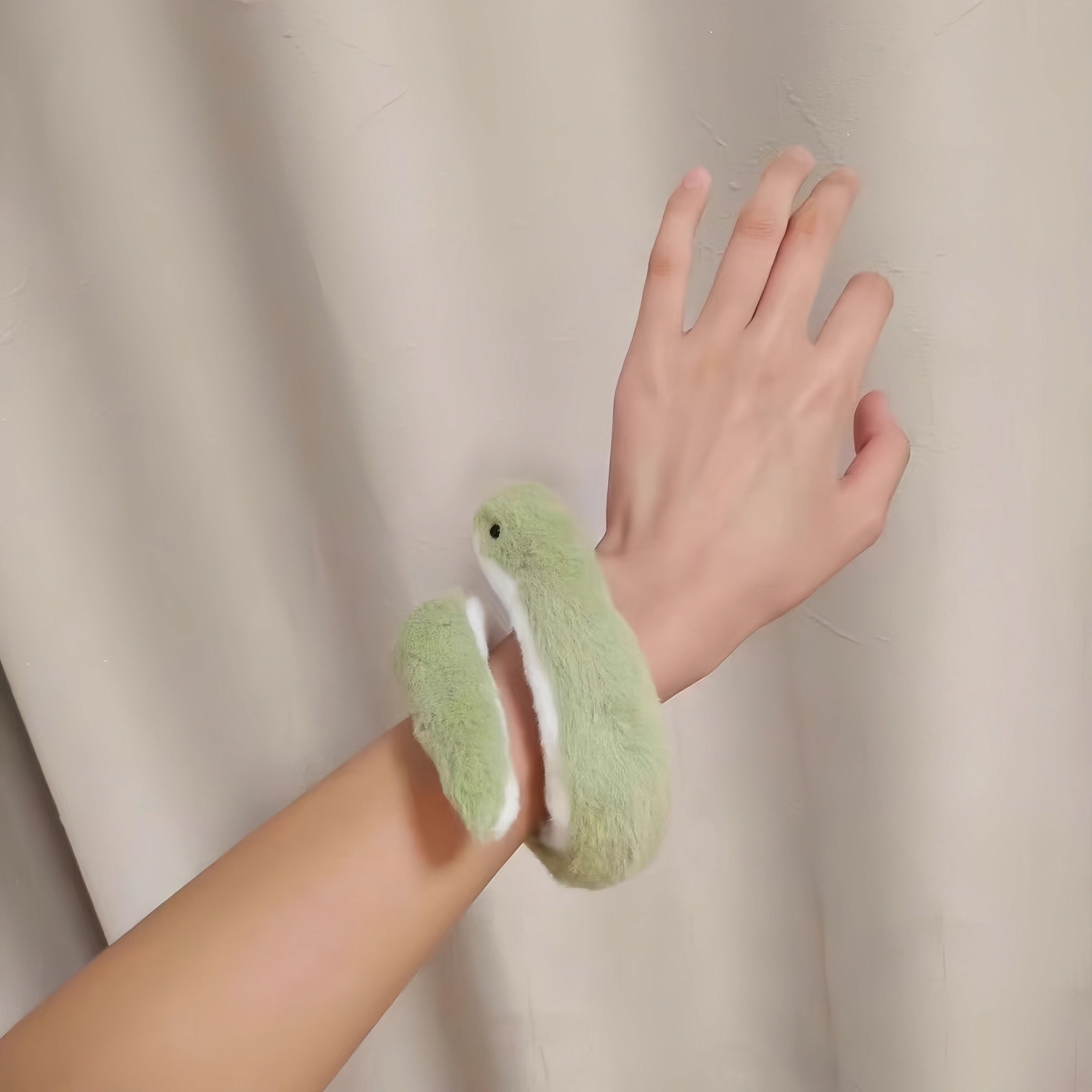 Candy Planet Snake Plush Keychain — фото 1