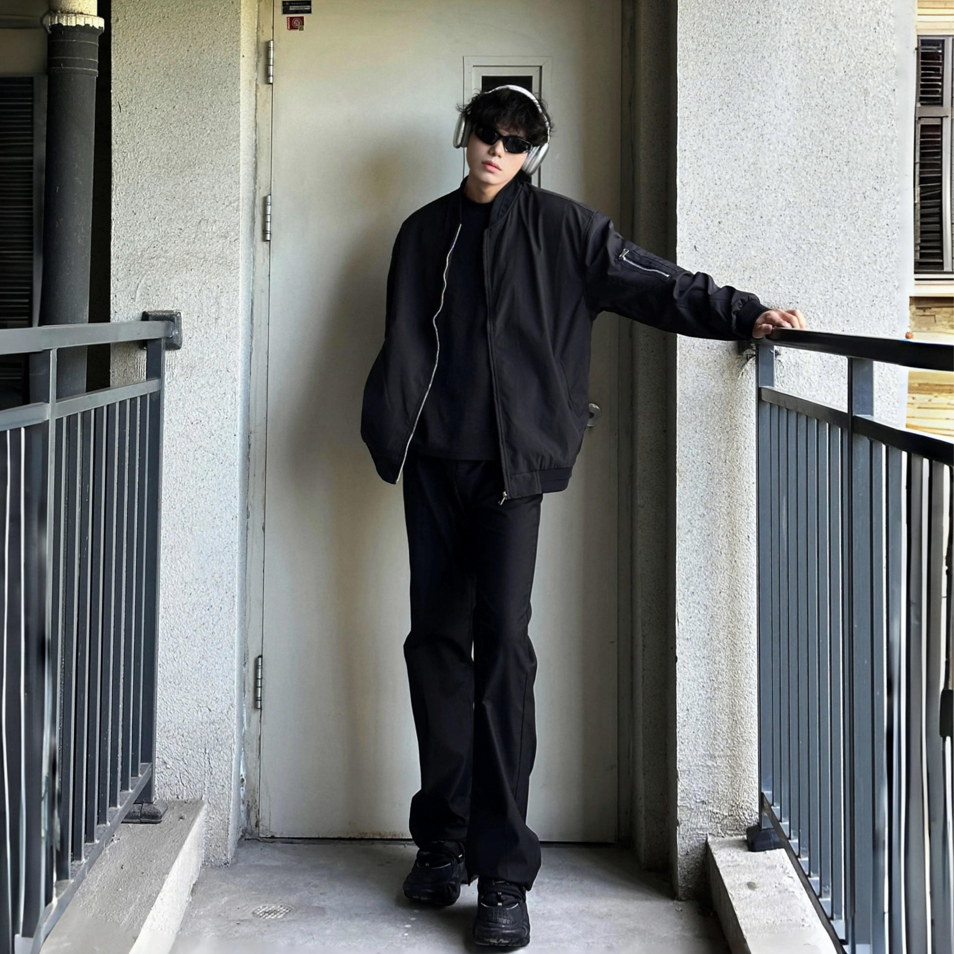 Brumaire Cleanfit Bomber Jacket — фото 3