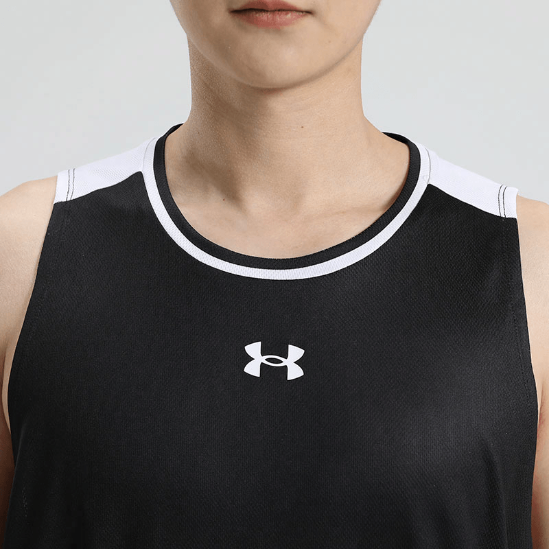 Under Armour logo — фото 3