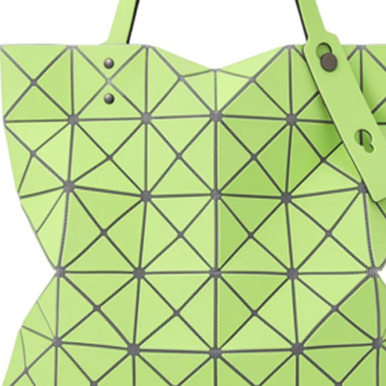 Issey Miyake Lucent Gloss Frost Tote — фото 1