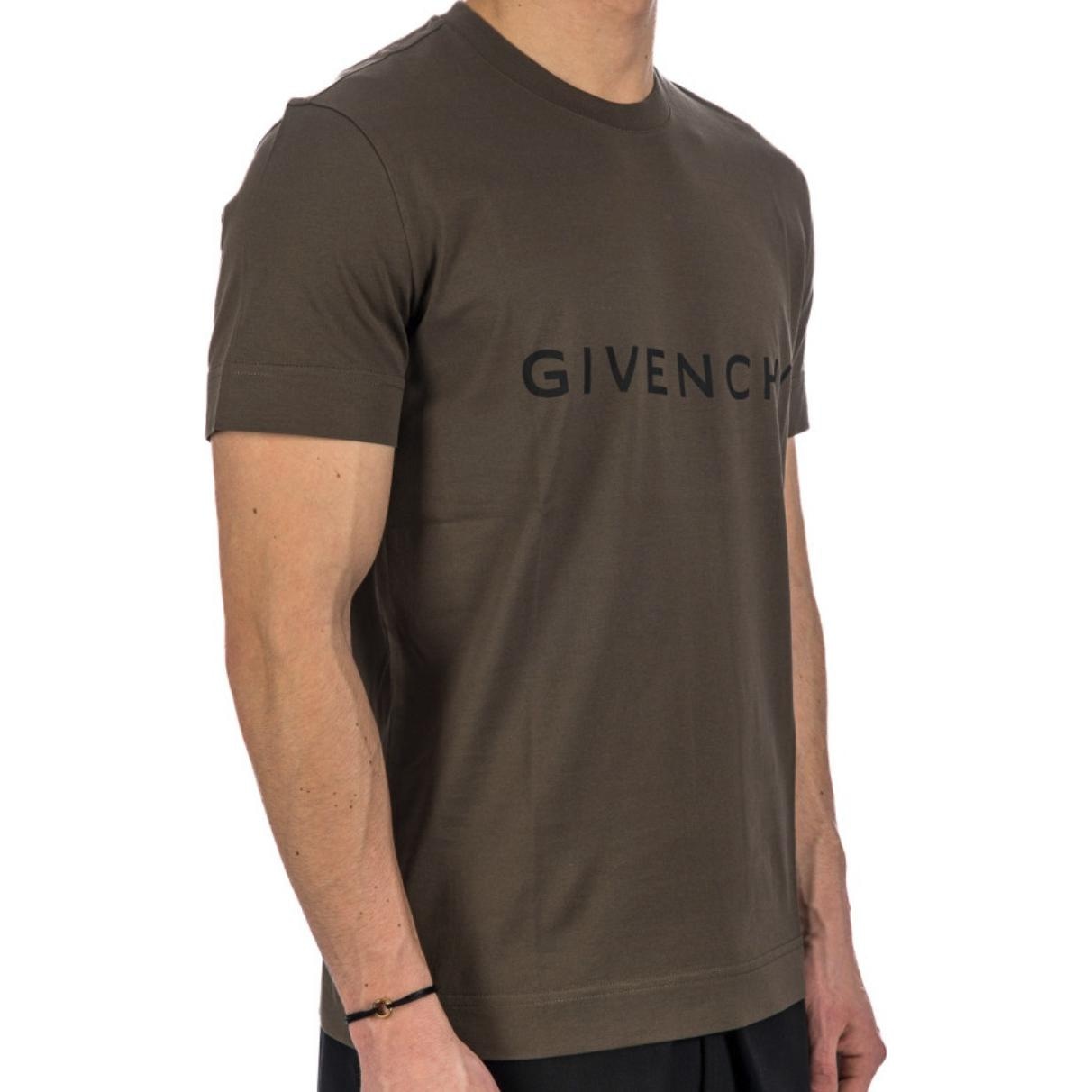 Givenchy T — фото 2