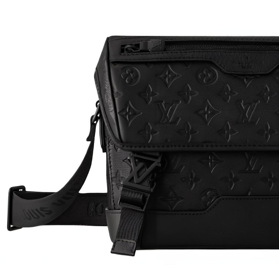 Louis Vuitton Messenger Voyager PM — фото 3