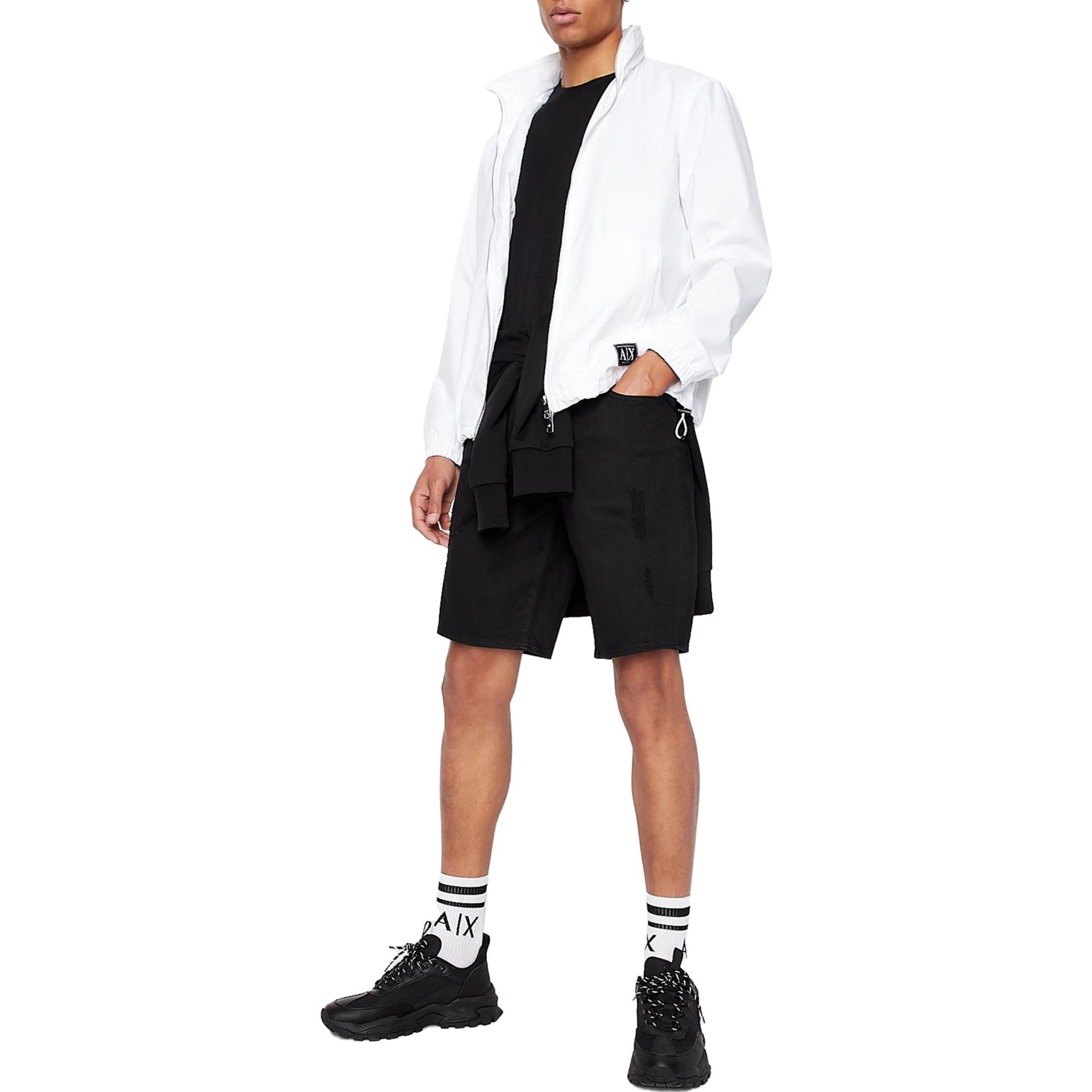 Emporio Armani SS23 Black Shorts — фото 2