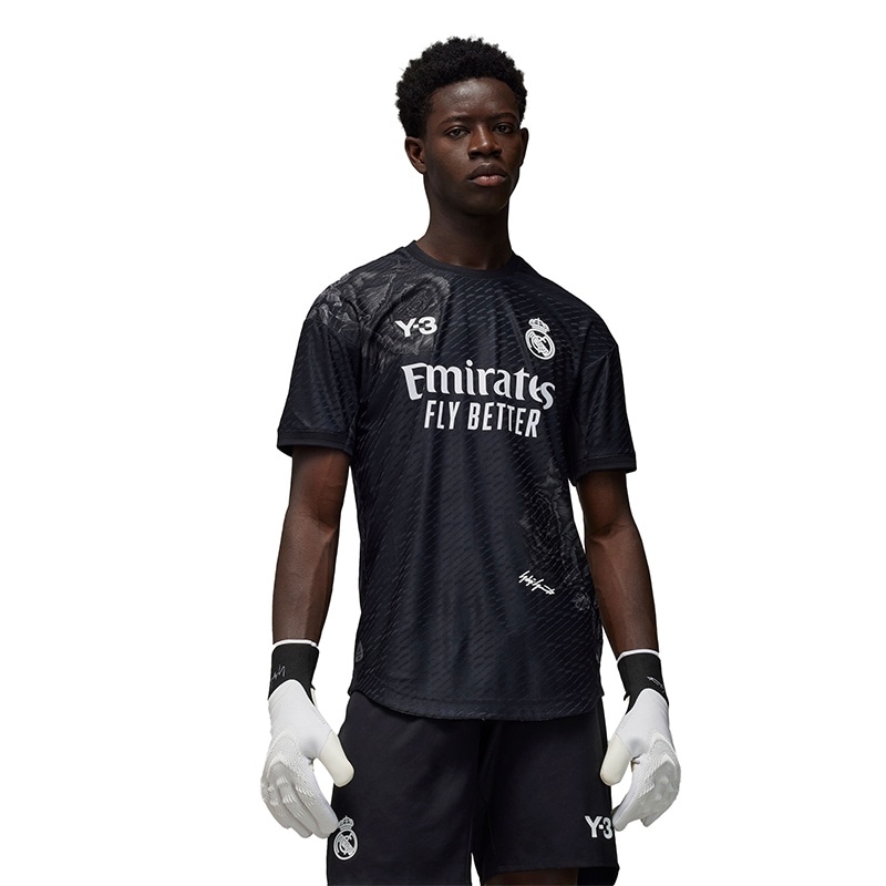 Y-3 x Real Madrid Logo T-Shirt — фото 1