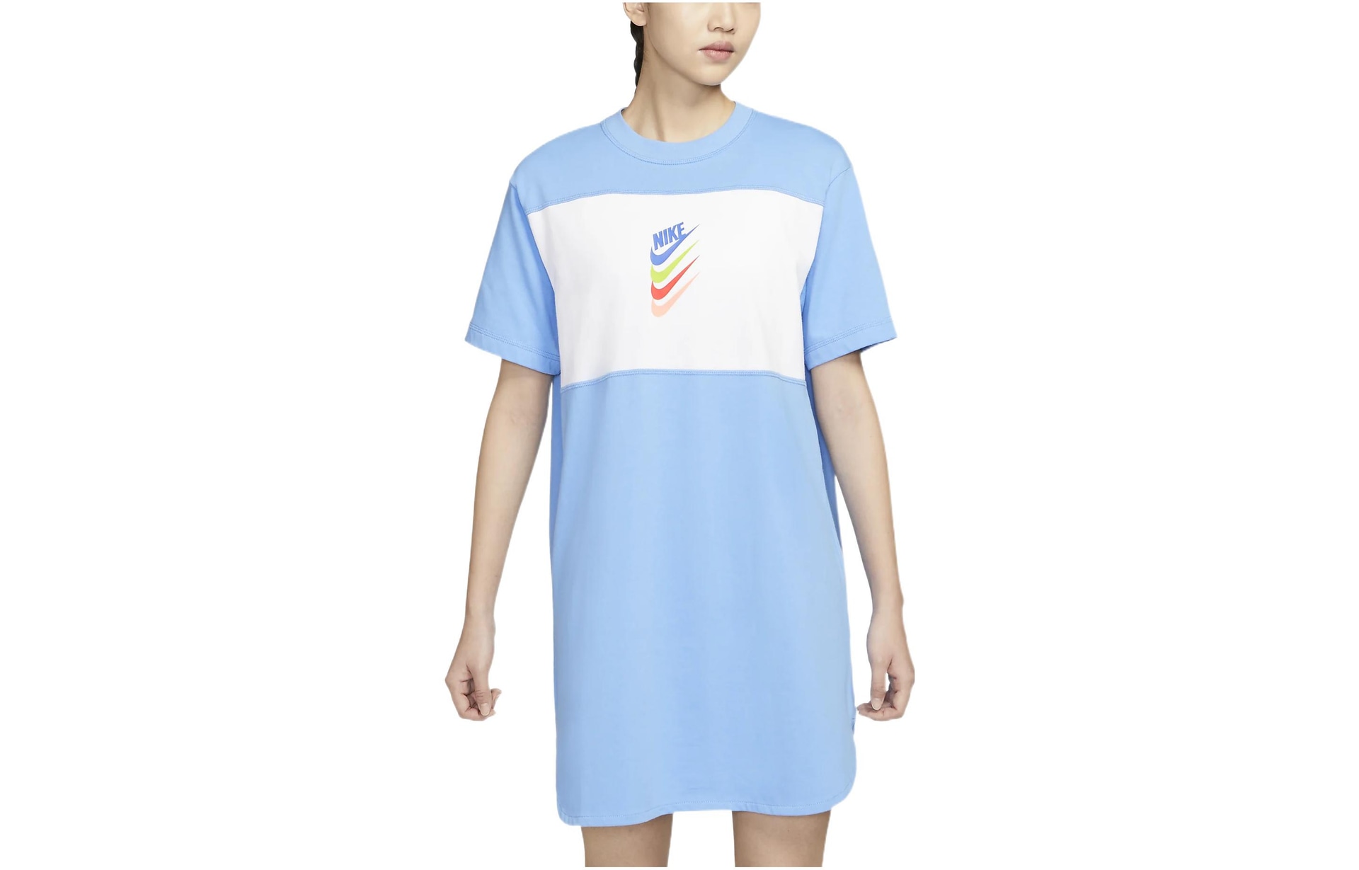 Nike SS22 Sportswear LogoA