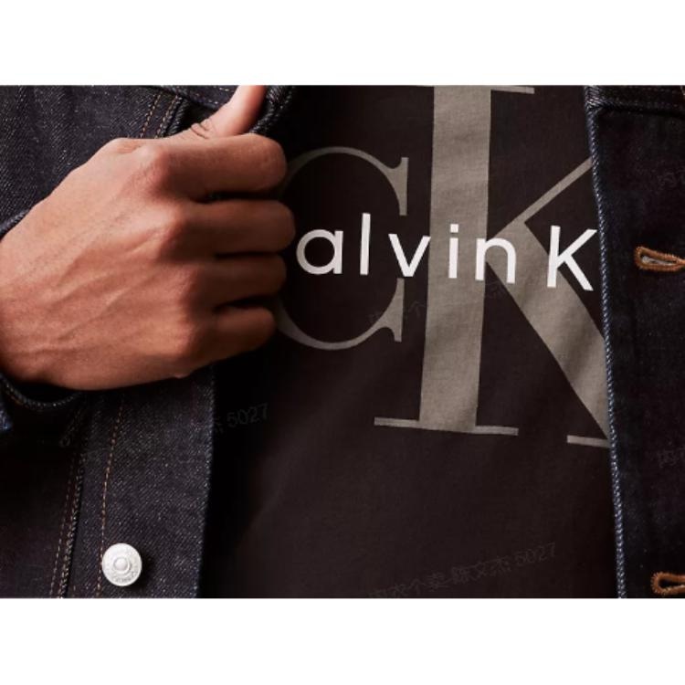 Calvin Klein T — фото 2