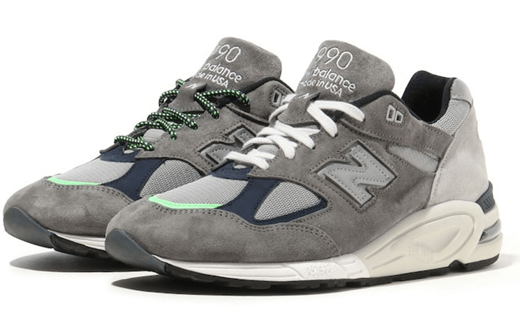 New Balance MADNESS x New Balance 990 V2 — фото 2