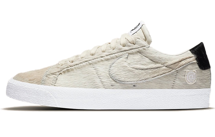 Кроссовки Medicom Toy x Nike Blazer Low "Be@rbrick"