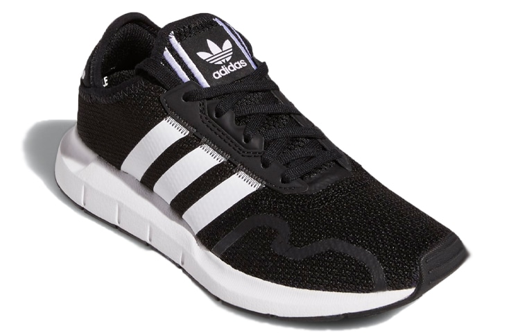 adidas originals Swift Run X — фото 4