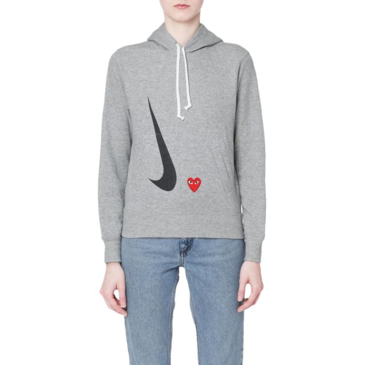 CDG Play Nike Logo