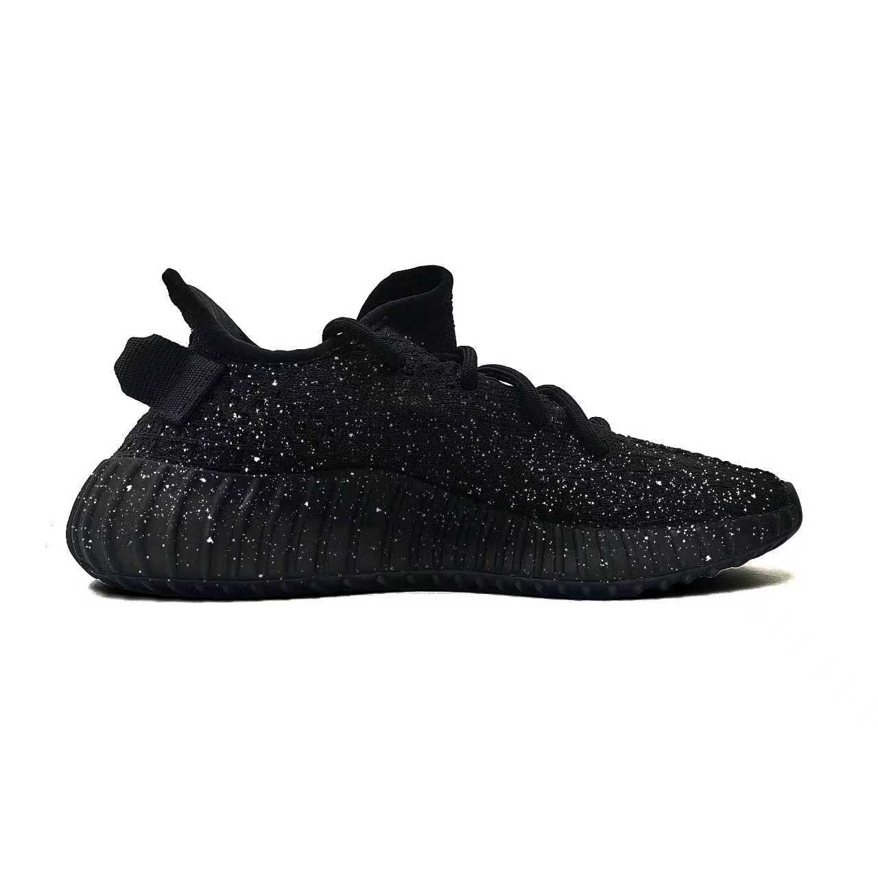 adidas originals Yeezy Boost 350 V2 — фото 1