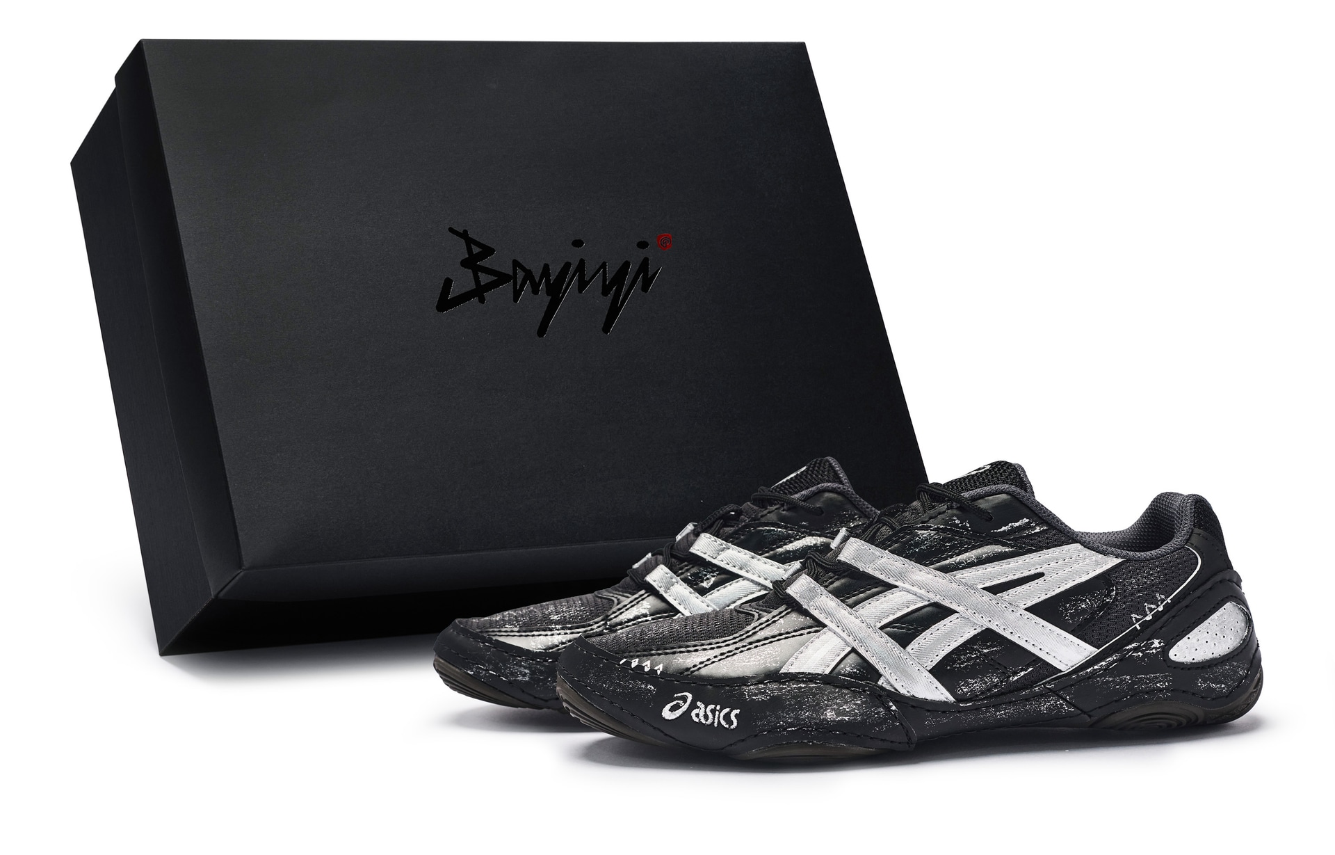 ASICS Hypersync 811