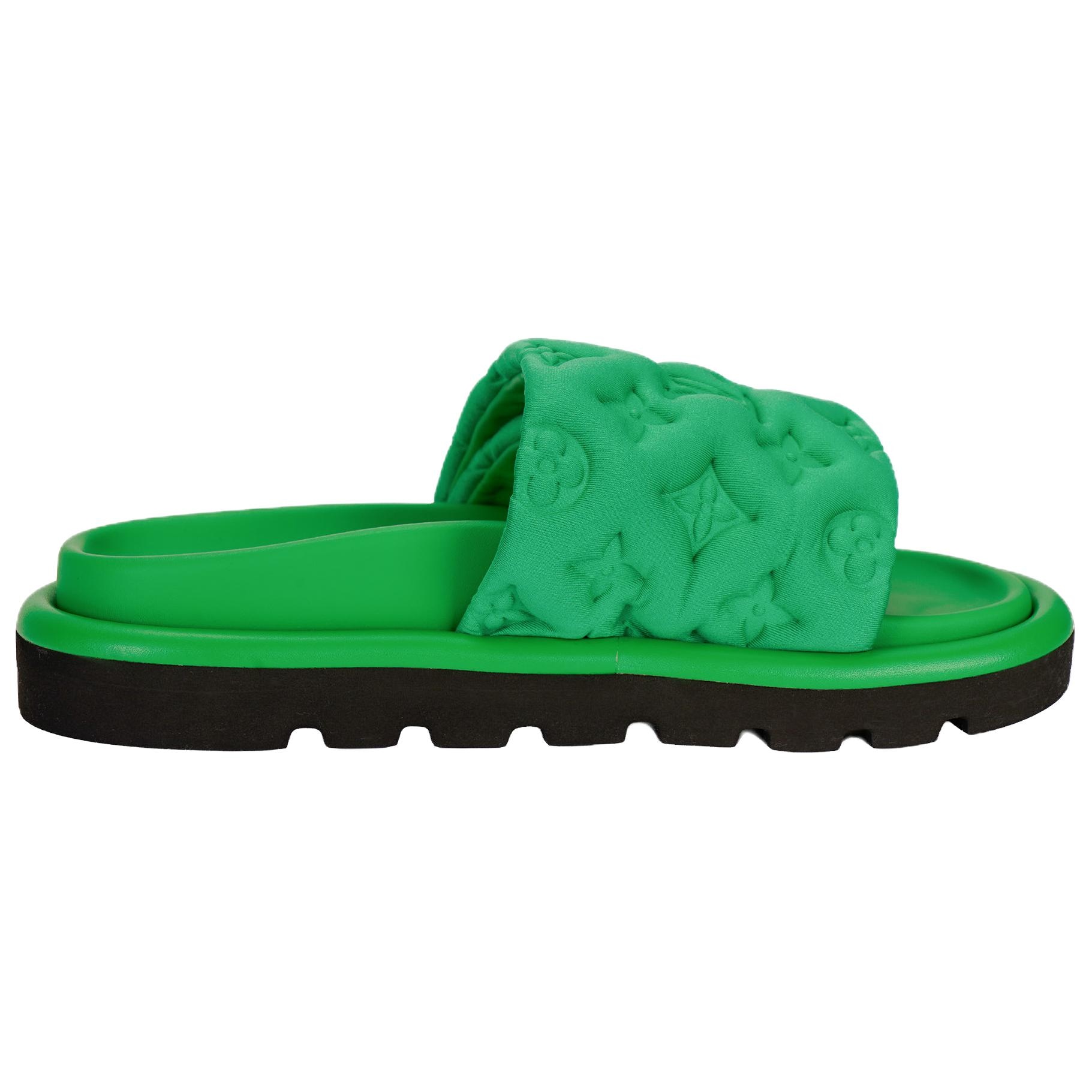 Louis Vuitton Pool Pillow Comfort Green — фото 1